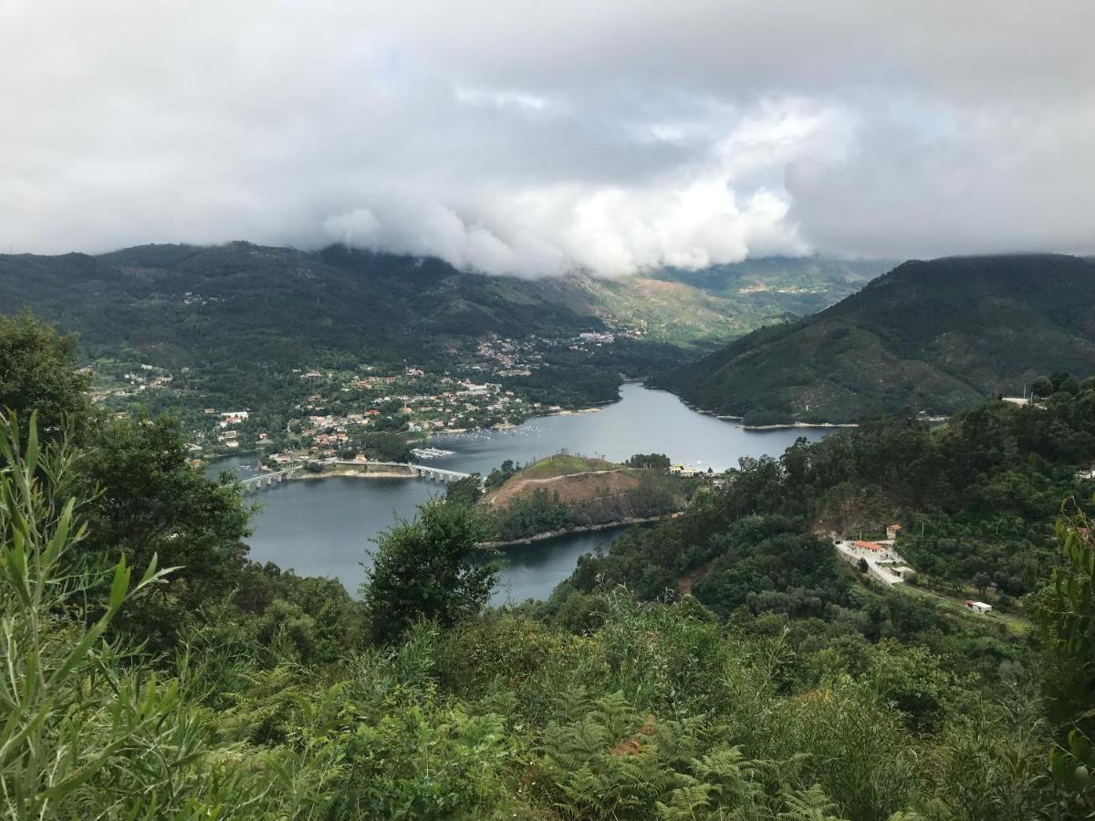 Apartament Casa De Casarelhos - Vistas Rio, Campo E Montanha - Lareira Geres Zewnętrze zdjęcie