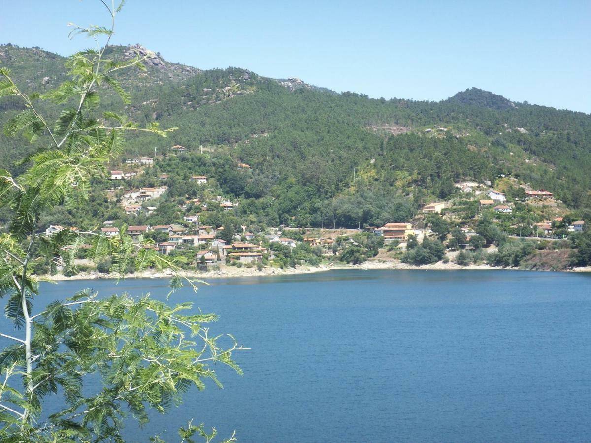 Apartament Casa De Casarelhos - Vistas Rio, Campo E Montanha - Lareira Geres Zewnętrze zdjęcie